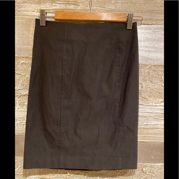 💋2/$30💋 Forever 21 Grey Pencil Skirt Size Small - Picture 1 of 4